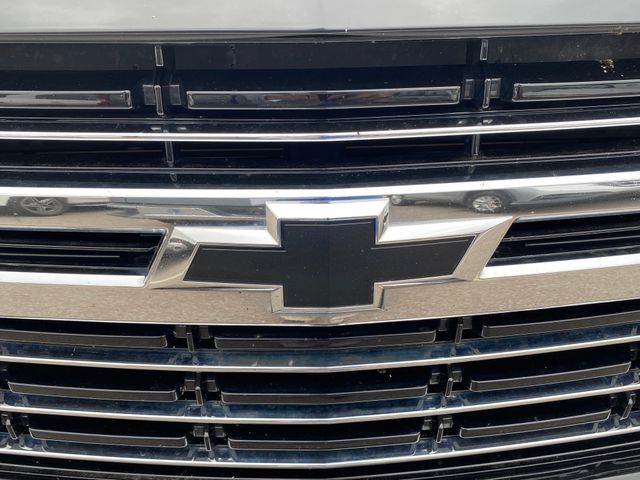 2021 Chevrolet Suburban LT 10