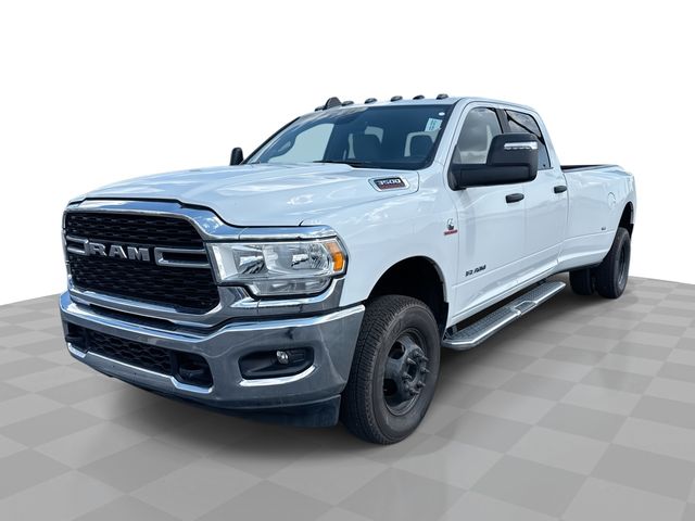 Bright White Clearcoat 2024 RAM 3500 Big Horn Crew Cab LB DRW 4WD Pickup Truck Four-Wheel Drive 6-Speed Automatic