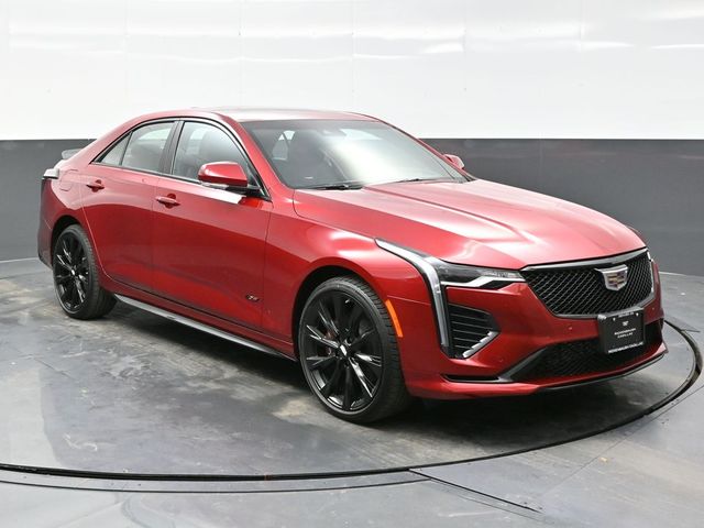 2025 Cadillac CT4 V-Series photo