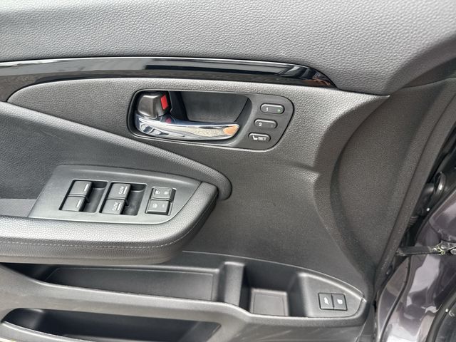 Used 2021 Gray Honda Touring image 29