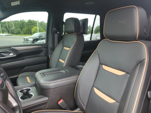 2023 GMC Yukon AT4 18