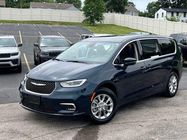 Certified 2023 Chrysler Pacifica Touring L with VIN 2C4RC3BG4PR510264 for sale in Kansas City