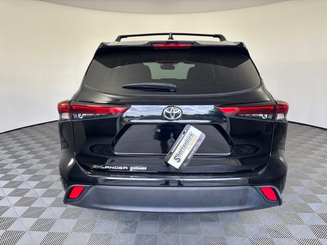 Used 2023 Toyota Highlander SUV
