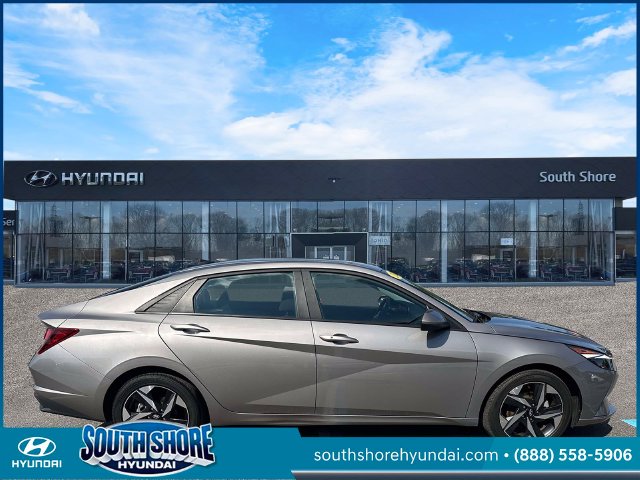 Used 2023 Hyundai Elantra Sedan