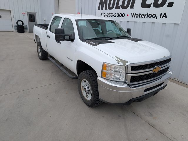 View vehicle photo 2