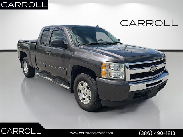Taupe Gray Metallic 2010 Chevrolet Silverado 1500 LT Extended Cab 4WD Pickup Truck Four-Wheel Drive 6-Speed Automatic
