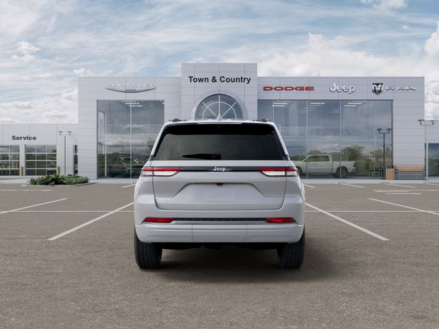 new 2026 Jeep Grand Cherokee car, priced at $47,910