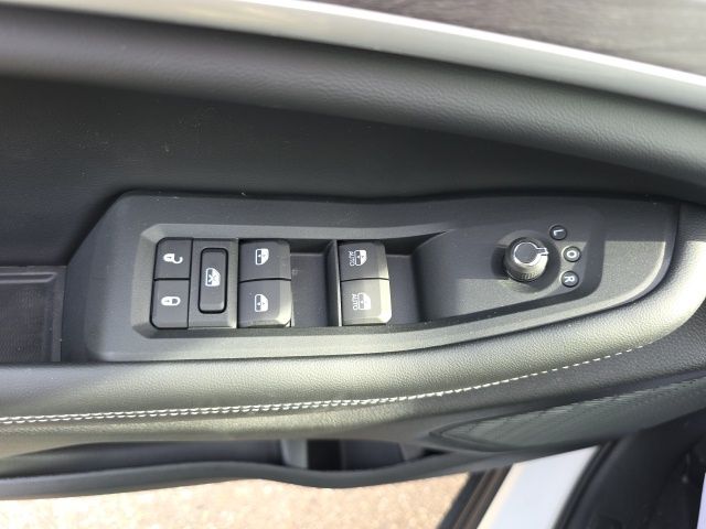 2025 Jeep Grand Cherokee Limited - Bright White Clearcoat exterior view 12