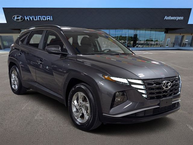 Titanium Gray 2024 Hyundai Tucson SEL FWD SUV / Crossover Front-Wheel Drive 8-Speed Automatic
