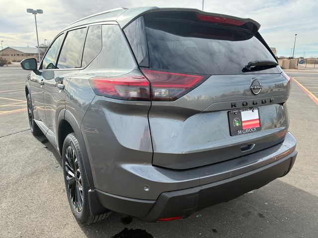 2026 Nissan Rogue Dark Armor - 3