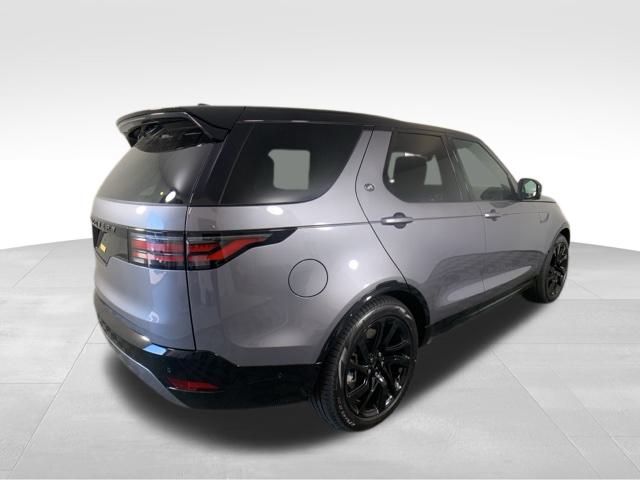 2025 Land Rover Discovery Dynamic SE 6