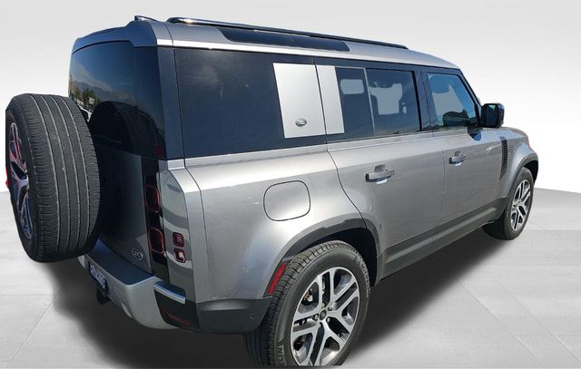 2020 Land Rover Defender 110 HSE 4