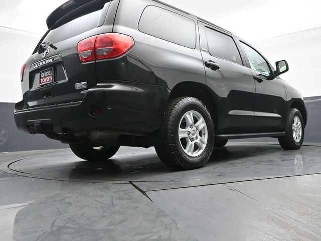 2016 Toyota Sequoia SR5 34