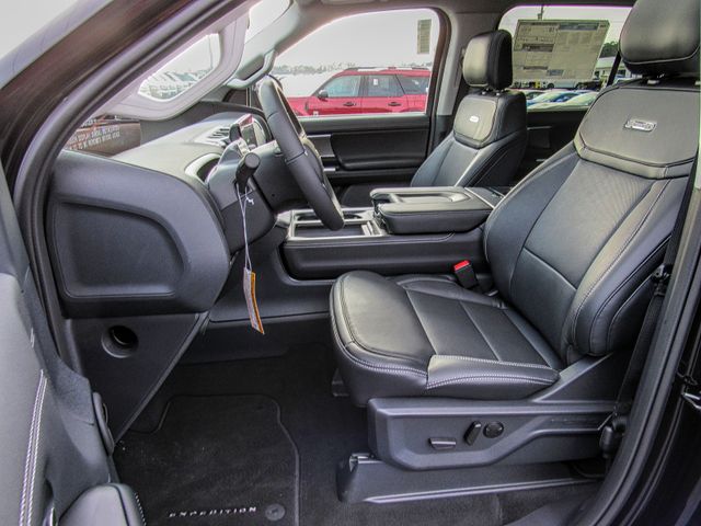 2025 Ford Expedition Max Platinum:168136