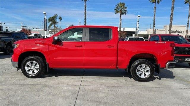 2024 Chevrolet Silverado 1500 LT 8