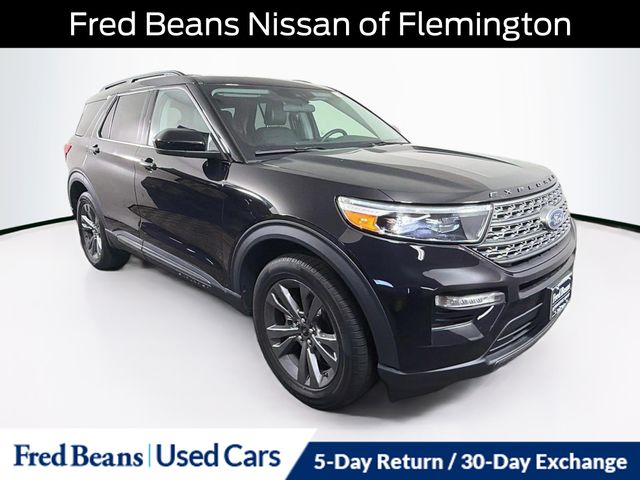 Black Metallic 2023 Ford Explorer SUV / Crossover All-Wheel Drive Automatic