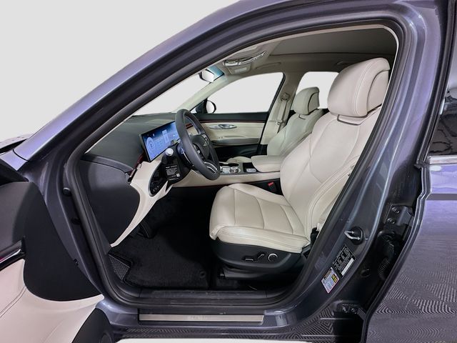 Thumbnail: 2026 Genesis GV70 - 16