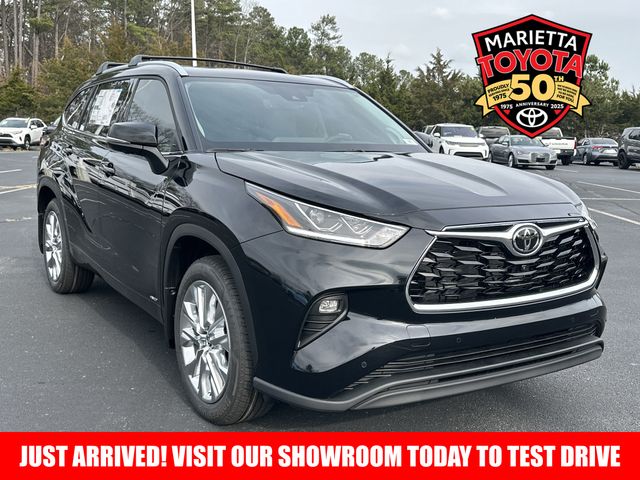 2026 Toyota Highlander Hybrid Limited AWD