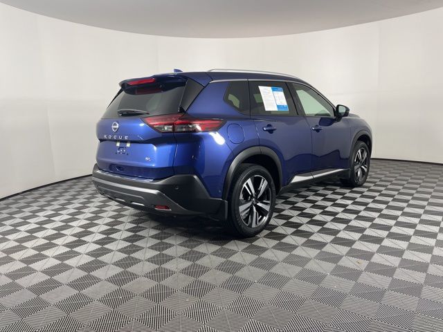 2023 Nissan Rogue SL 10