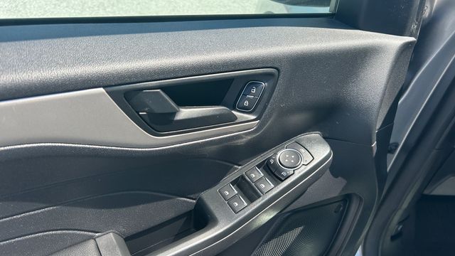 Used 2022 Ford Escape SUV