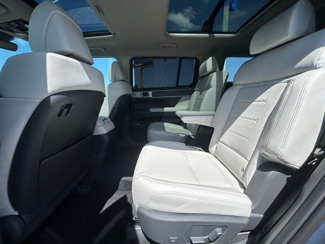 HyundaiSanta Fe8