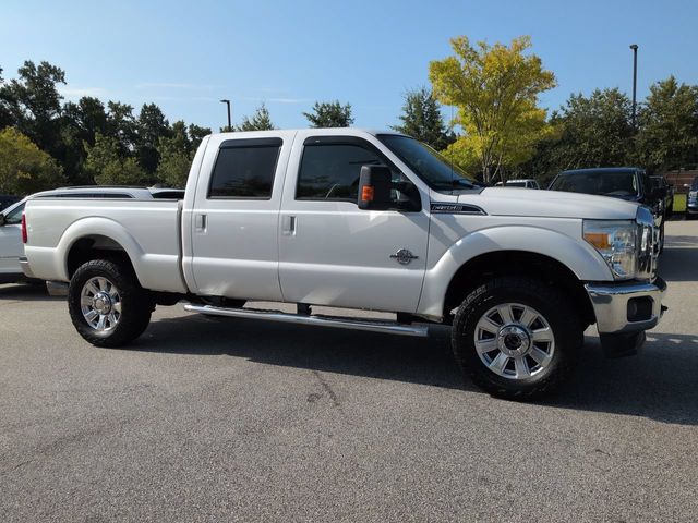 White Platinum Clearcoat Metallic 2016 Ford F-350 Super Duty Pickup Truck Four-Wheel Drive 6-Speed Automatic