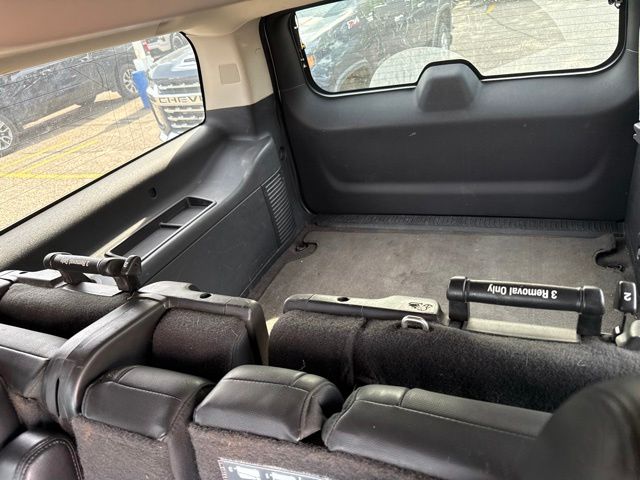 2013 White Diamond Clearcoat Chevrolet Suburban 1500 LTZ 4X4 SUV