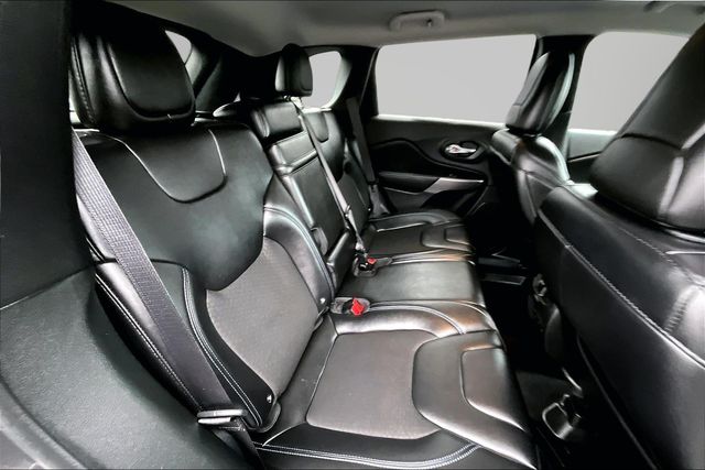 Used 2019 Jeep Cherokee For Sale in Gloucester, MA