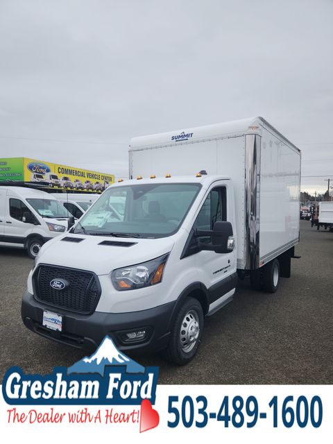 Oxford White 2026 Ford Transit Chassis 350 HD 9950 GVWR 156 DRW AWD Van All-Wheel Drive