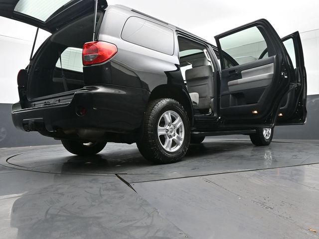 2016 Toyota Sequoia SR5 51