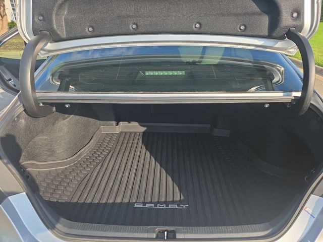 Used 2019 Celestial Silver Metallic Toyota SE image 13