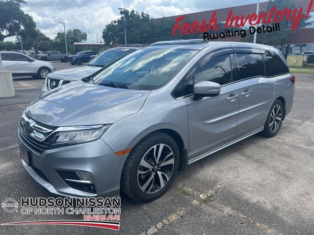 2020 Lunar Silver Metallic Honda Odyssey Elite FWD Van