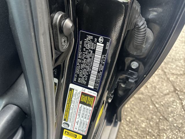 Used 2013 Black Toyota SE image 32