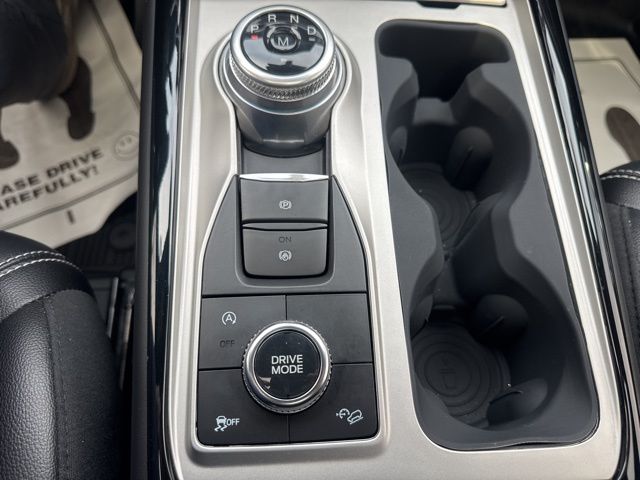 Used 2022 White Ford ST image 24