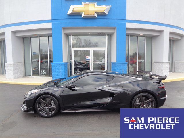 Black 2024 Chevrolet Corvette Coupe Rear-Wheel Drive 8-Speed Dual Clutch