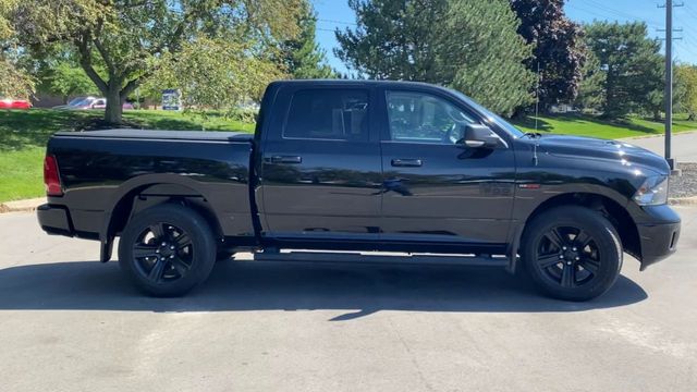 2019 Ram 1500 Classic SLT 9