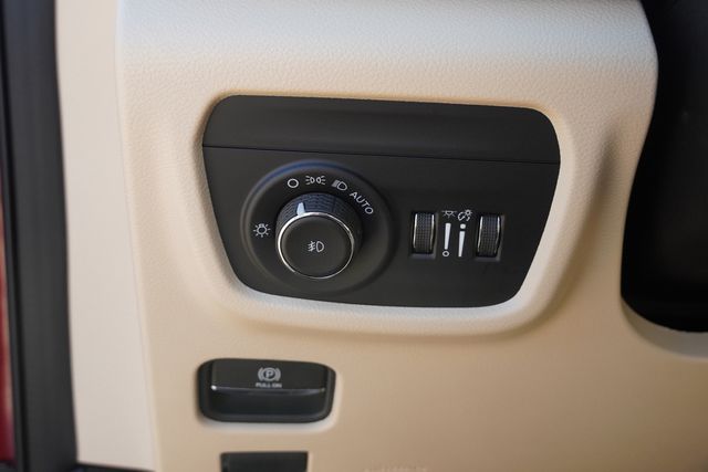 New 2025 Jeep Grand Cherokee L SUV