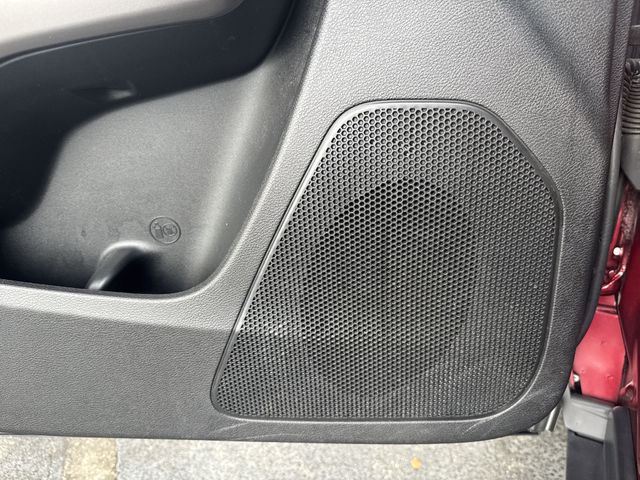 Used 2019 Red Jeep Limited image 28