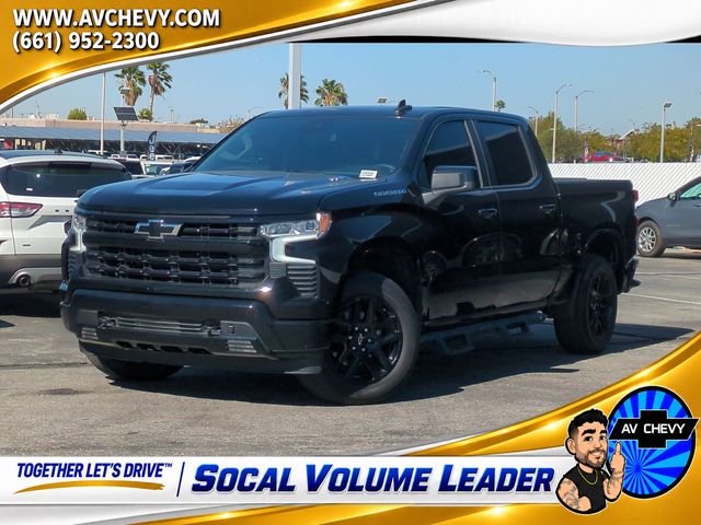 2023 Chevrolet Silverado 1500 Negro Camioneta 4X2 Automática