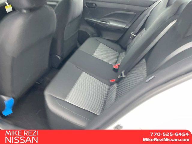 2024 Nissan Versa 1.6 S 8