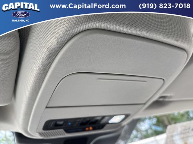 Used 2025 White Ford Platinum image 33