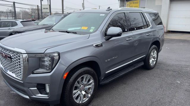 Gray (Satin Steel Metallic) 2021 GMC Yukon Denali 4WD SUV / Crossover Four-Wheel Drive