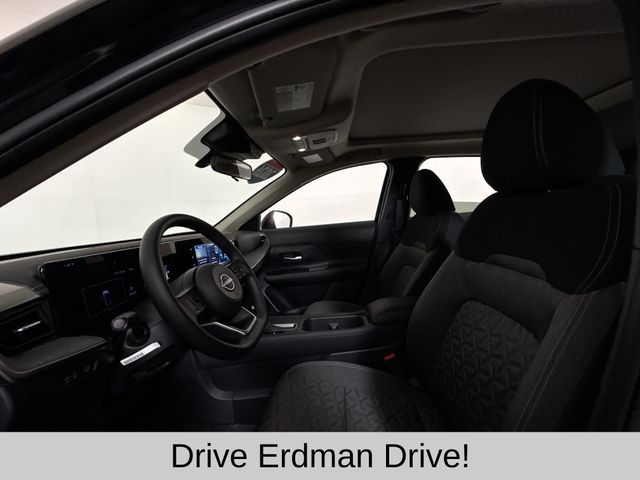 Used 2026 Nissan Kicks SUV