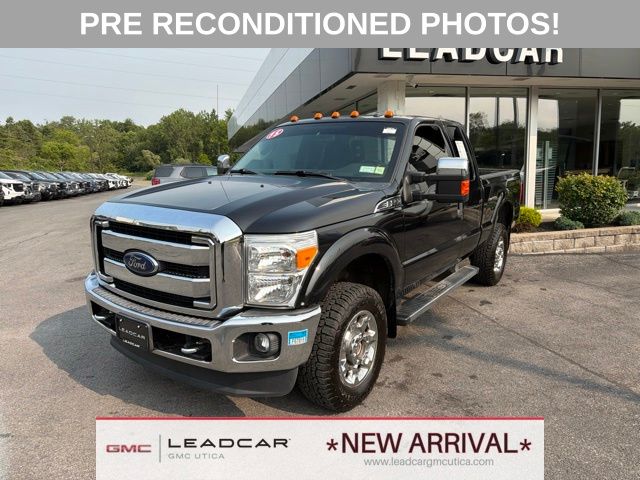 Tuxedo Black Metallic 2015 Ford F-250 Super Duty Pickup Truck Four-Wheel Drive 6-Speed Automatic