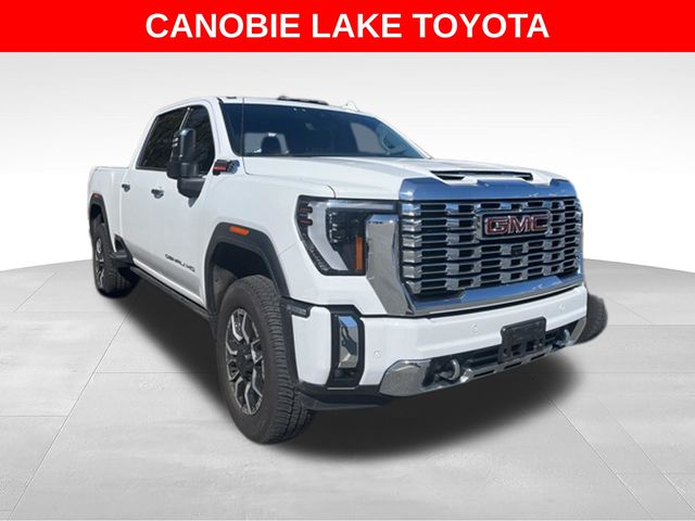 2024 GMC Sierra 4WD Crew Cab Standard Box Denali's photo