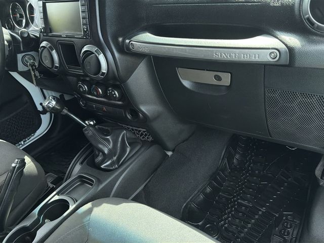 Used 2017 White Jeep Sport image 34
