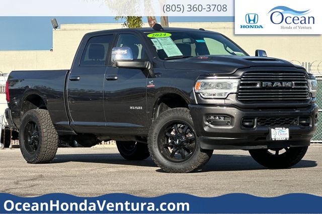 2024 RAM 3500 Laramie Crew Cab 4WD