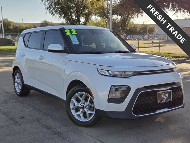 2022 Kia Soul LX FWD