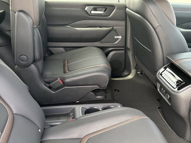 2026 Nissan Armada SL - Photo 21