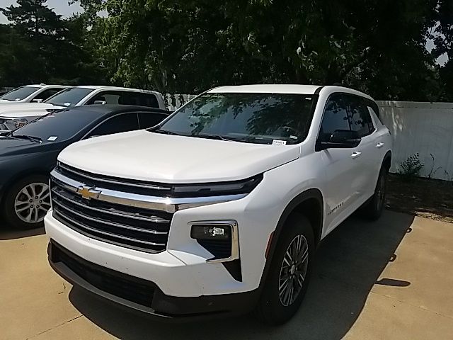 Used 2025 Chevrolet Traverse SUV